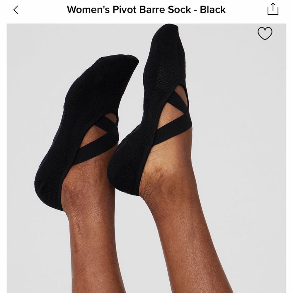 ALO Women's Pivot Barre Sock - Black size m/l (8/11.5)